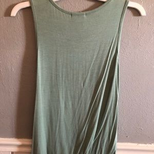 Boutique comfy tank with twisted bottom